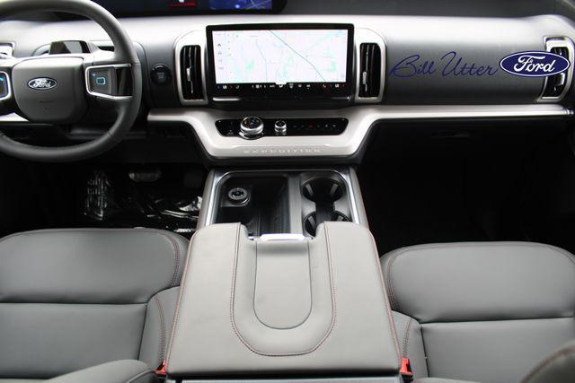 new 2025 Ford Expedition Max car, priced at $73,340