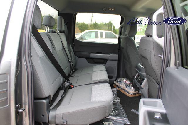 new 2025 Ford F-250 car, priced at $65,889