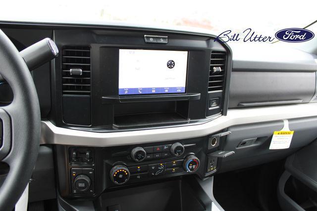 new 2025 Ford F-250 car, priced at $65,889