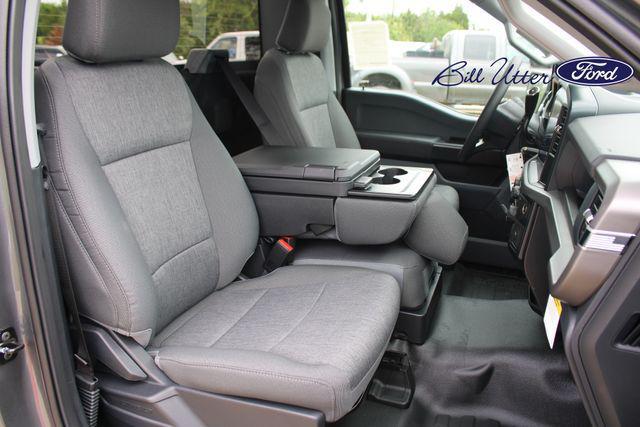 new 2025 Ford F-150 car, priced at $47,215