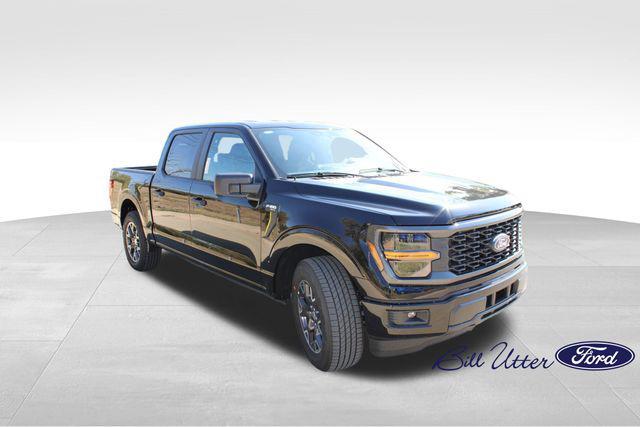 new 2024 Ford F-150 car, priced at $39,330