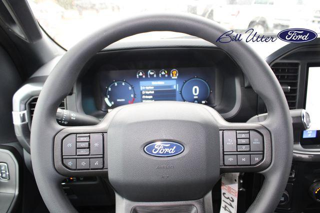 new 2025 Ford F-150 car, priced at $39,965