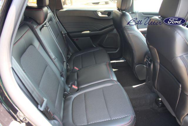new 2025 Ford Escape car, priced at $30,659