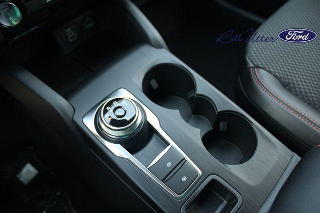 new 2025 Ford Escape car, priced at $30,659