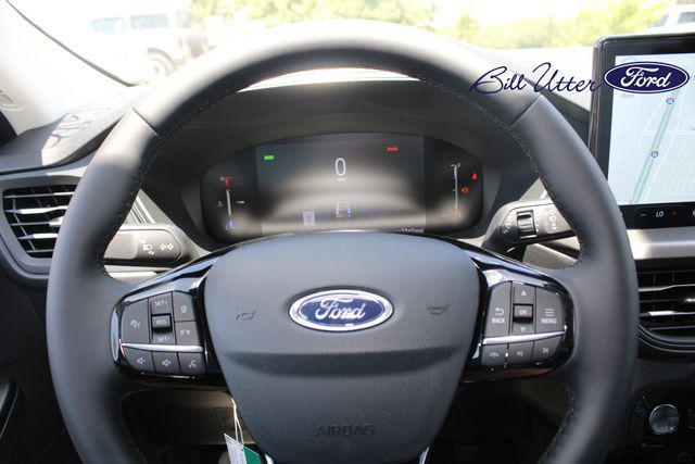 new 2025 Ford Escape PHEV car, priced at $35,783