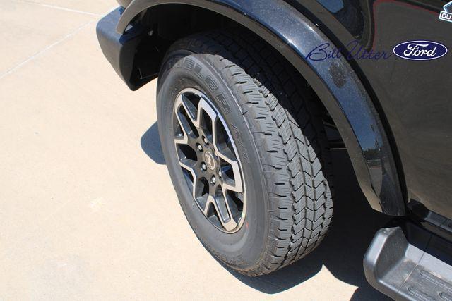 new 2025 Ford Bronco car, priced at $53,247