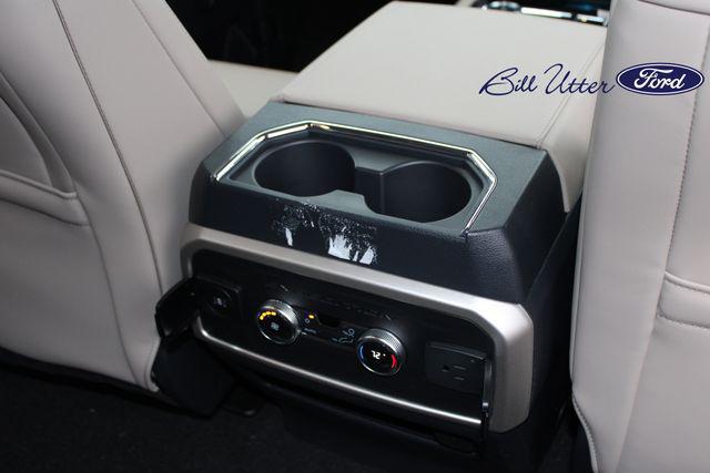 new 2024 Ford Expedition car, priced at $57,088