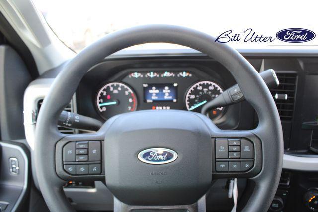 new 2025 Ford F-250 car, priced at $59,423