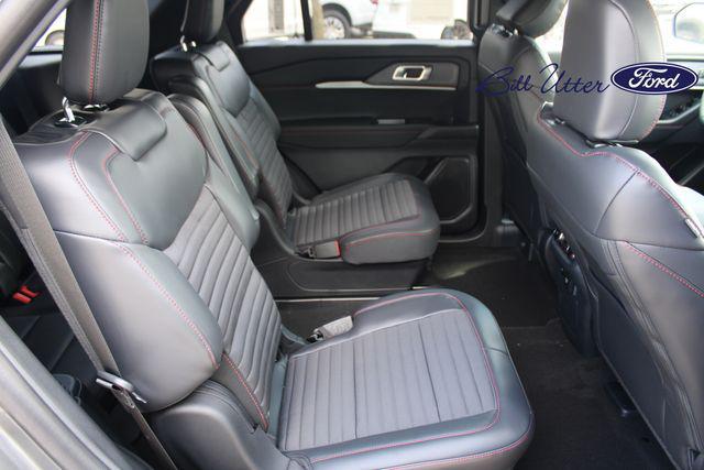 new 2025 Ford Explorer car, priced at $46,998