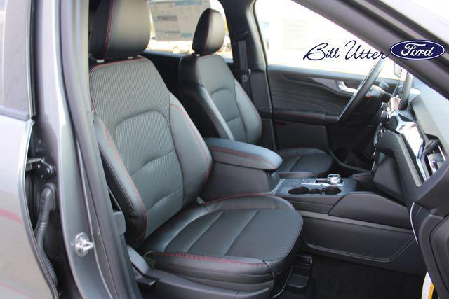 new 2026 Ford Escape car, priced at $34,525