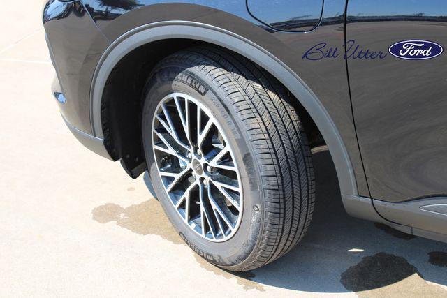 new 2025 Ford Escape PHEV car, priced at $35,224