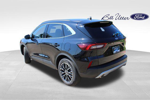 new 2025 Ford Escape PHEV car, priced at $35,224