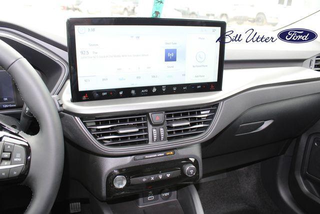 new 2025 Ford Escape car, priced at $33,646