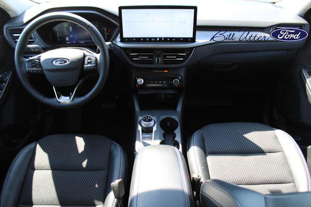 new 2025 Ford Escape PHEV car, priced at $35,224