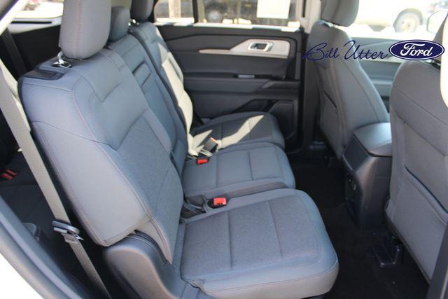 new 2025 Ford Explorer car, priced at $39,616