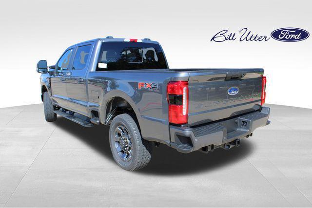 new 2025 Ford F-250 car, priced at $57,923