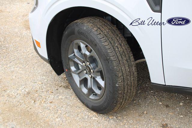 new 2025 Ford Maverick car, priced at $32,465