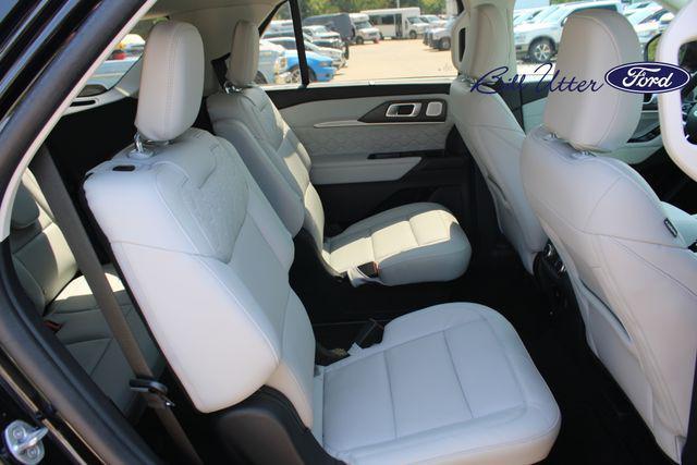 used 2025 Ford Explorer car