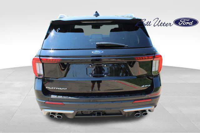 used 2025 Ford Explorer car