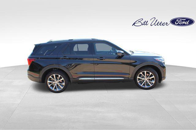 used 2025 Ford Explorer car