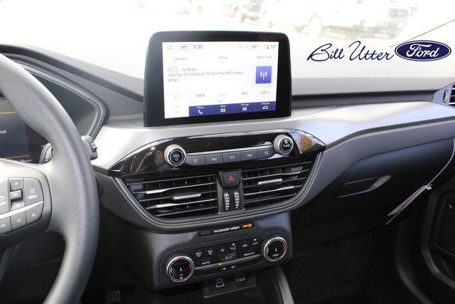 new 2025 Ford Escape car, priced at $25,912