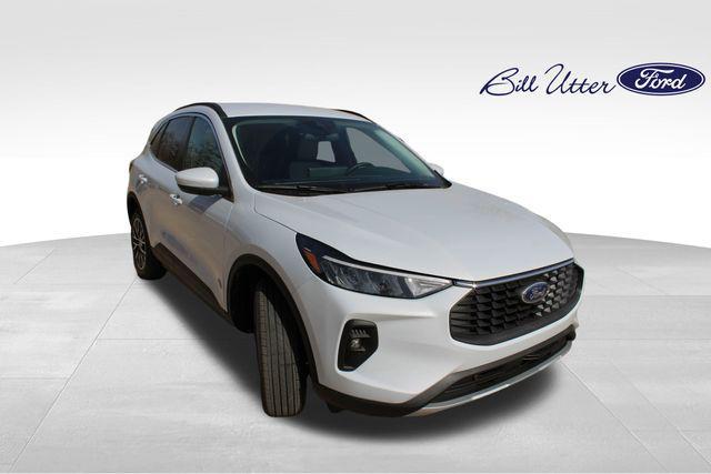 new 2025 Ford Escape car, priced at $33,646