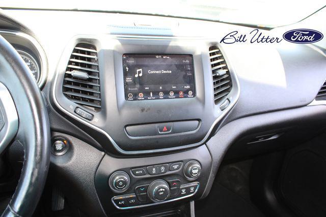 used 2019 Jeep Cherokee car, priced at $14,693