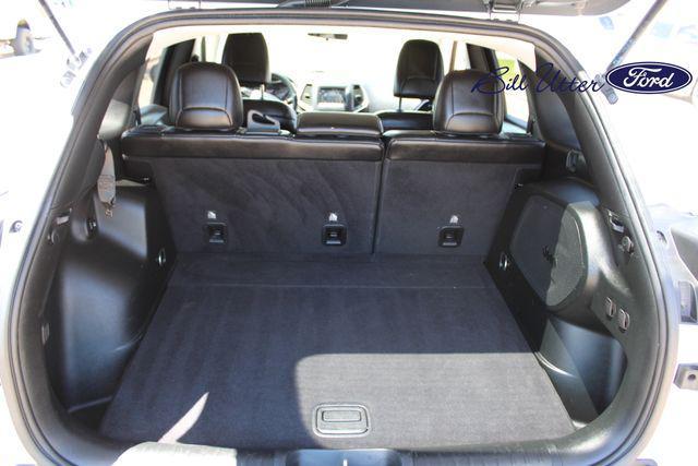 used 2019 Jeep Cherokee car, priced at $14,693