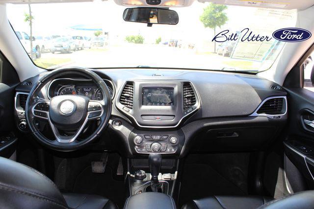 used 2019 Jeep Cherokee car, priced at $14,693