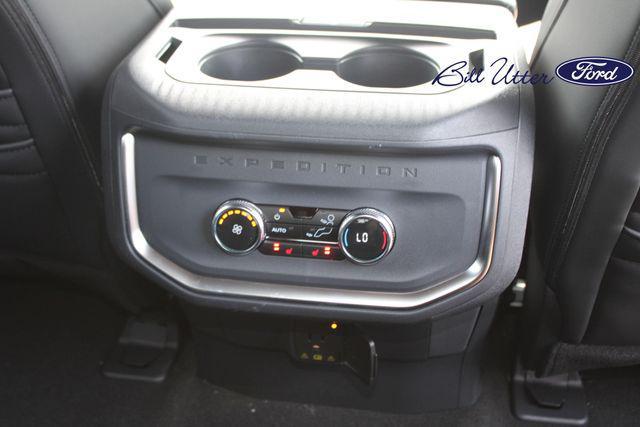 new 2025 Ford Expedition car, priced at $80,490