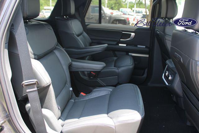 new 2025 Ford Expedition car, priced at $80,490