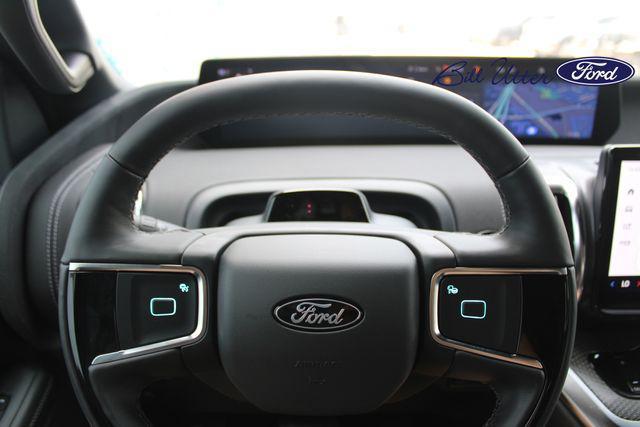 new 2025 Ford Expedition car, priced at $80,490