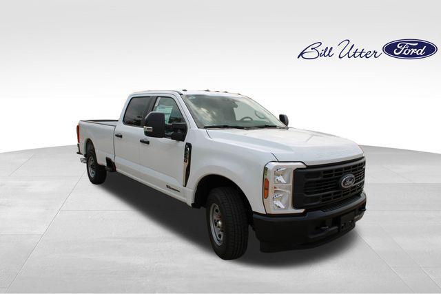 new 2025 Ford F-250 car, priced at $62,455