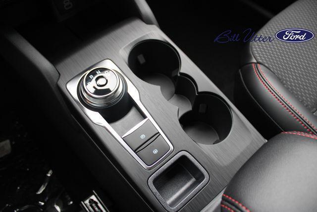 new 2025 Ford Escape car, priced at $30,321