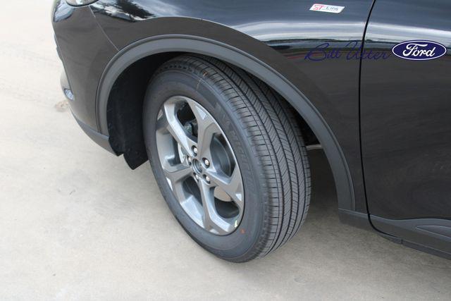 new 2025 Ford Escape car, priced at $30,321