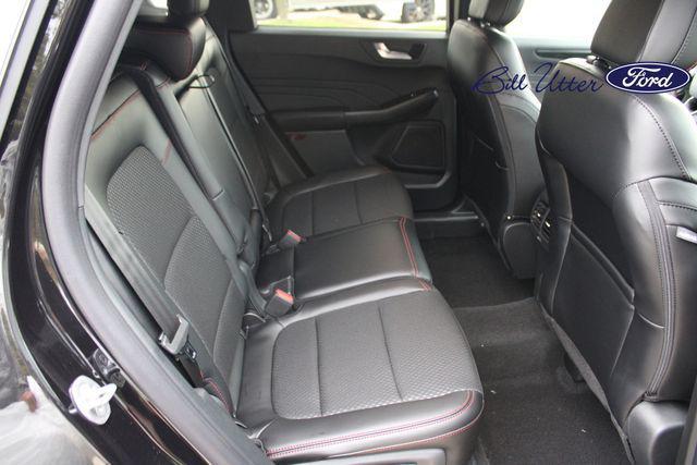 new 2025 Ford Escape car, priced at $30,321