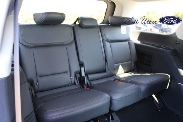 new 2025 Ford Expedition Max car, priced at $75,840