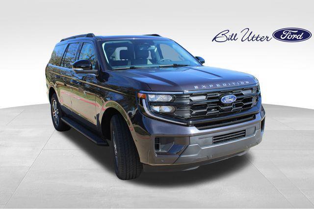 new 2025 Ford Expedition Max car, priced at $75,840
