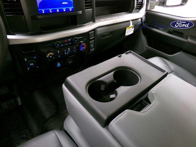 new 2025 Ford F-350 car, priced at $65,545
