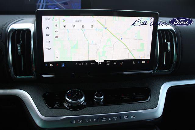 new 2025 Ford Expedition car, priced at $84,020