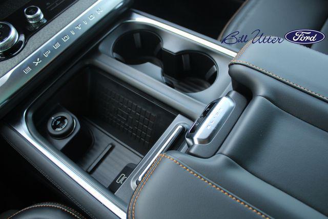 new 2025 Ford Expedition car, priced at $84,020