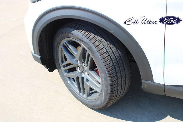 new 2025 Ford Explorer car, priced at $46,764