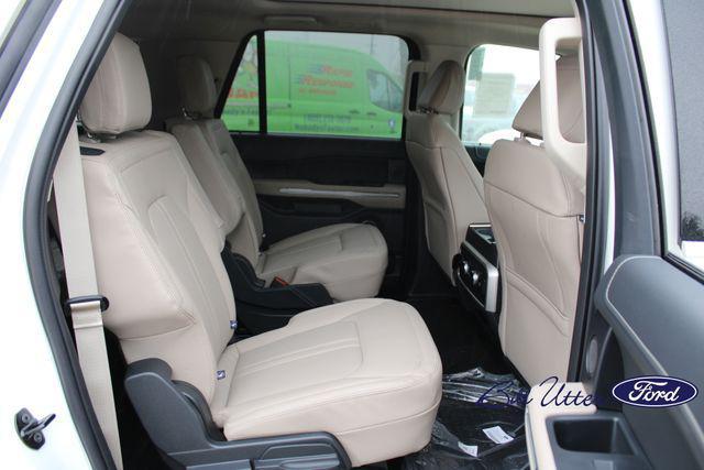 new 2024 Ford Expedition Max car, priced at $67,919