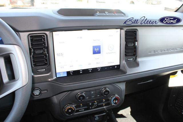 new 2025 Ford Bronco car, priced at $40,914