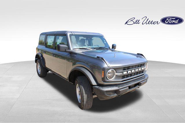 new 2025 Ford Bronco car, priced at $40,914