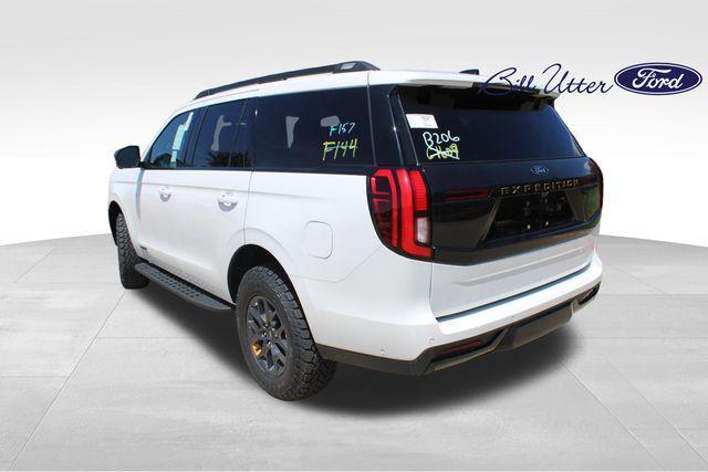 new 2025 Ford Expedition car, priced at $84,020