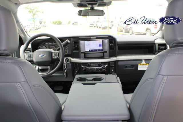 new 2025 Ford F-350 car, priced at $64,737