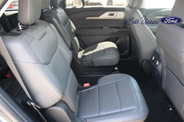 new 2025 Ford Explorer car, priced at $43,353