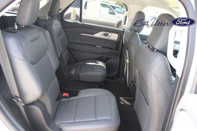 new 2025 Ford Explorer car, priced at $45,762