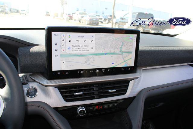 new 2025 Ford Explorer car, priced at $39,128